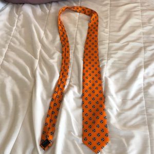 Tennessee tie.